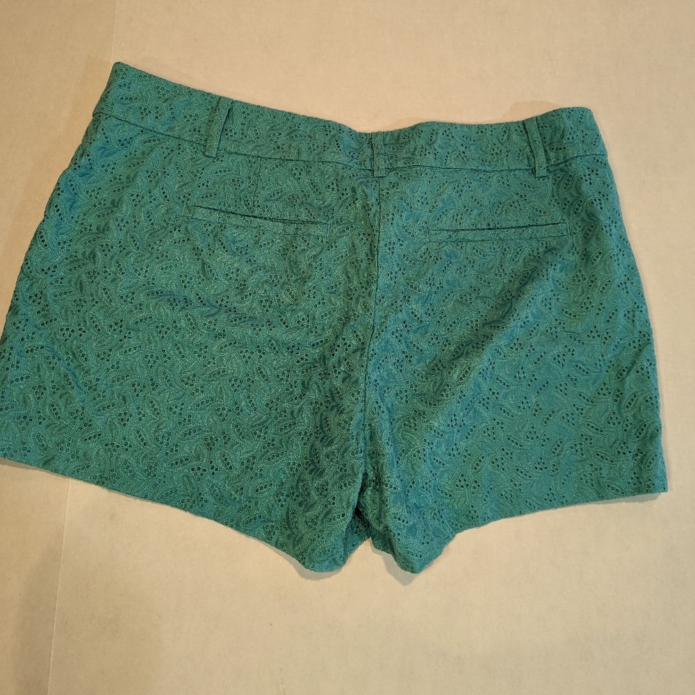 Ann Taylor Womens Kelly Green Dress Shorts  Eyelet Hem Design Sz 12 *GUC - Picture 5 of 7